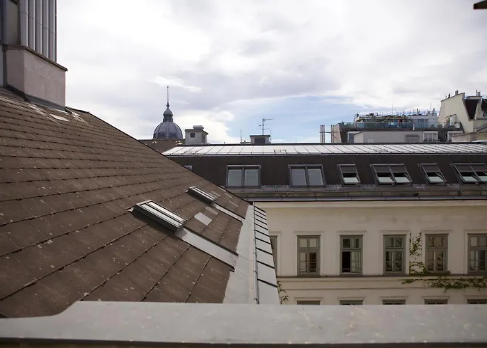 Rooftop With Balcony & Ac * فيينا